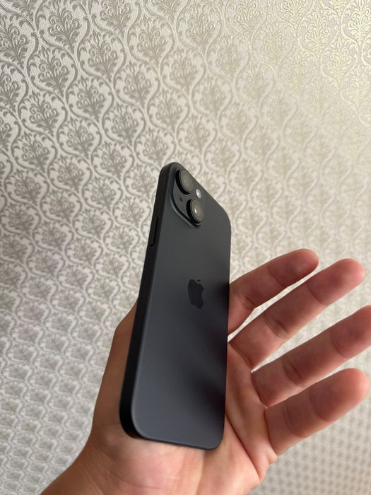 Продам Iphone 15