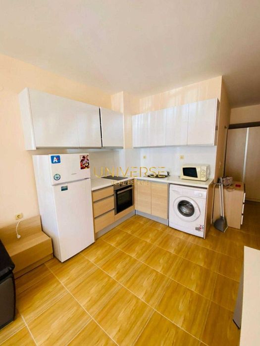 Продава се Двустаен апартамент в Свети Влас - 91 кв.м за 586 €/кв.м - Снимка #1