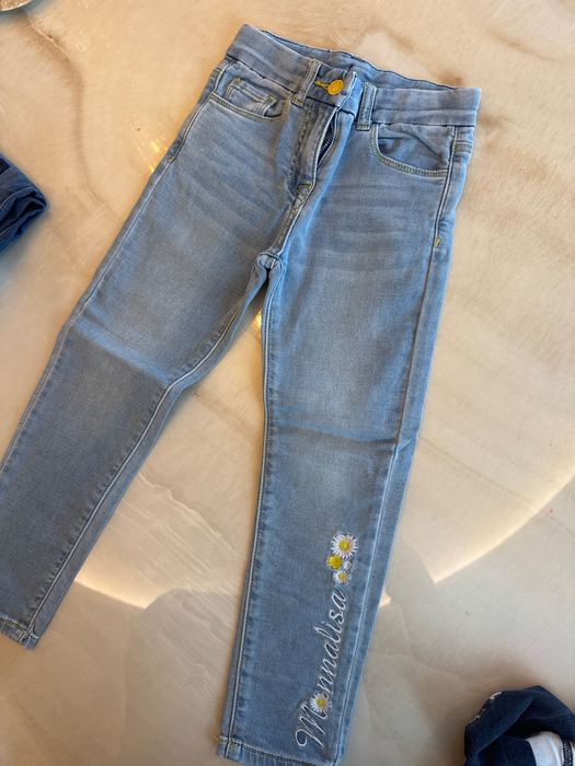 Дрехи за момиче от 4 г. До 7 г.