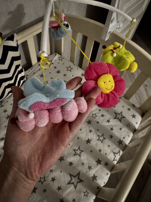 Мобиль не кроватку