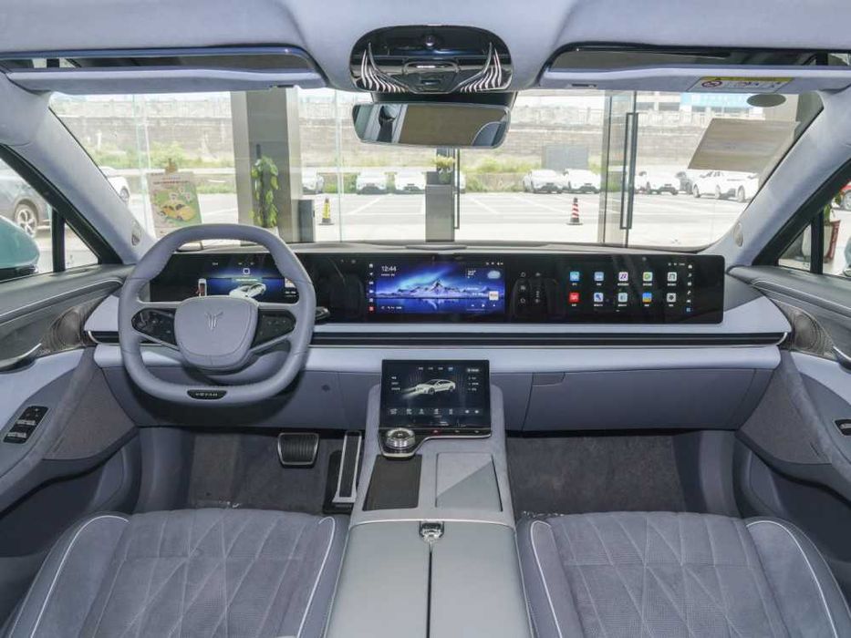 Voyah passion ev full