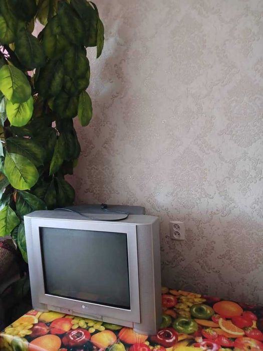 Продам телевизор
