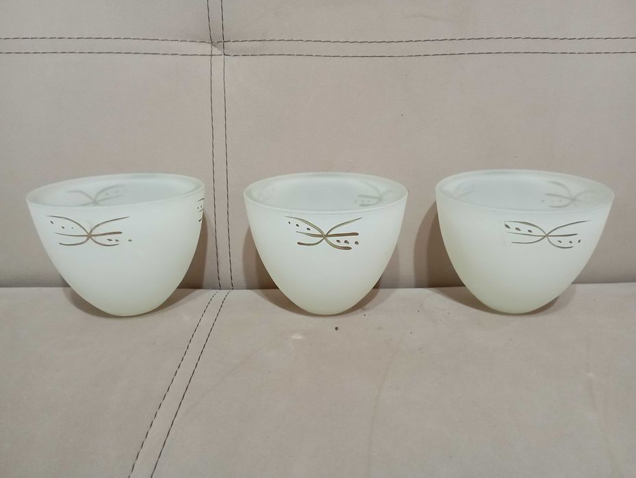 Стъклен абажур. Стъкло за лампа. Чашка за полилей