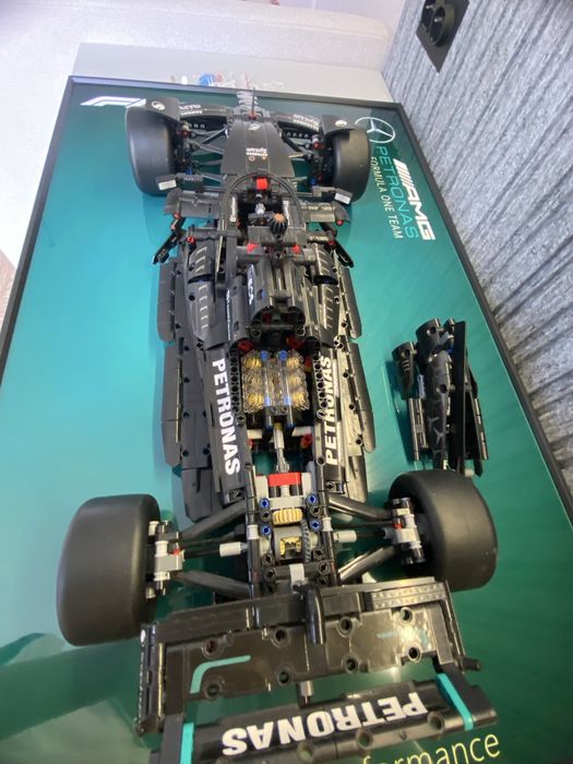 LEGO Technic Mercedes-AMG F1 W14 E Performance 42171 — оригинал