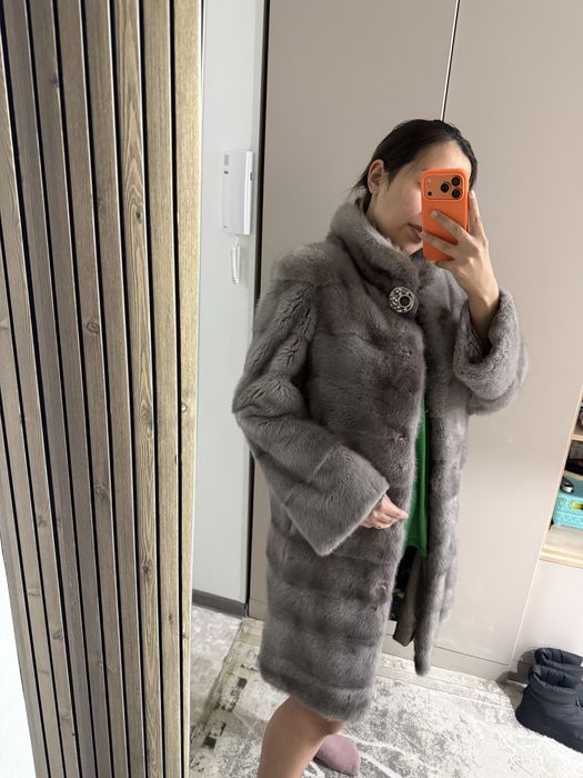 Продам стильную норковую шубу