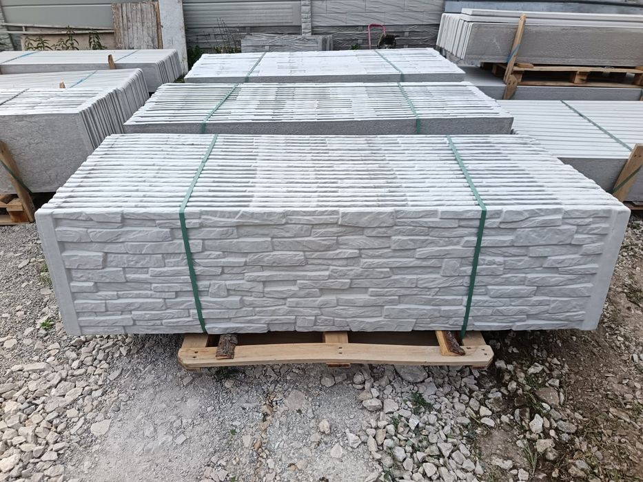 Placi de beton pt gard