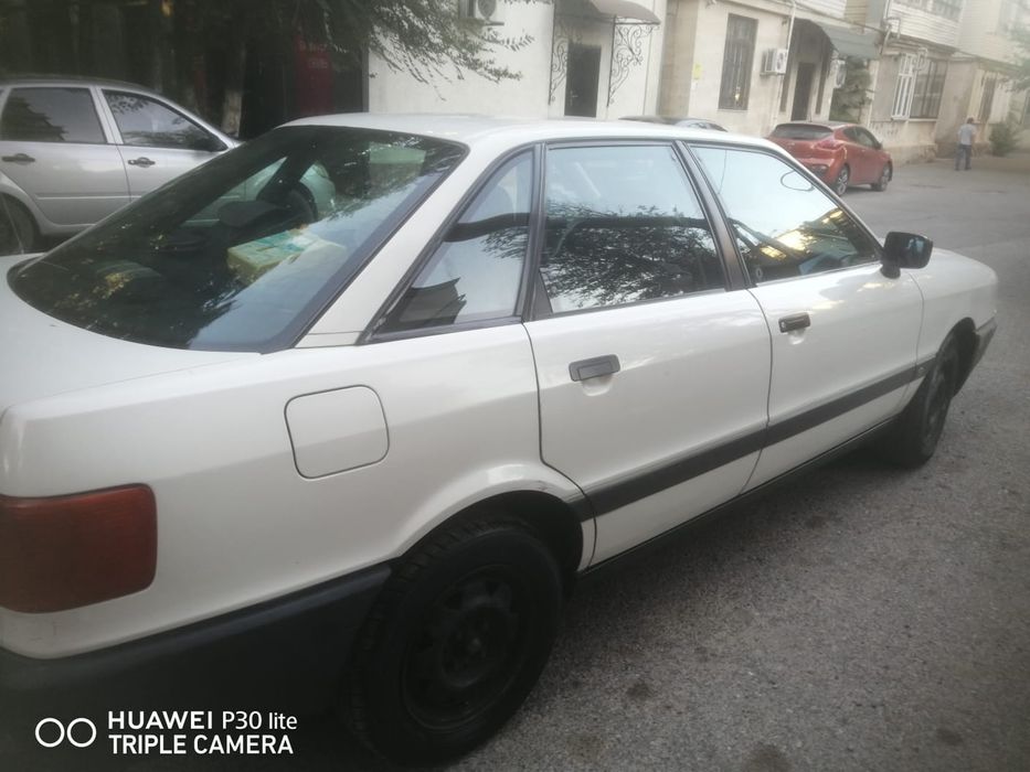 Продаю Ауди 80 2млн