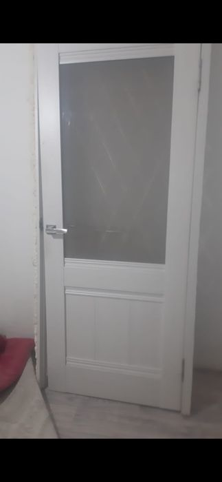 Дверь почти новая