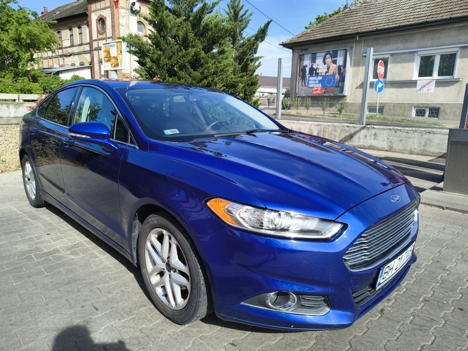 FORD Fusion 2015 — imagine 5