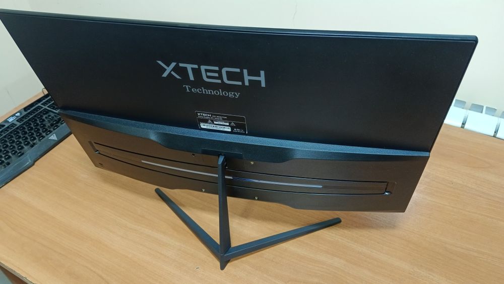 Игровой монитор Xtech 27 165hz