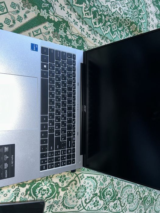 Ноутбук Acer aspire 16’