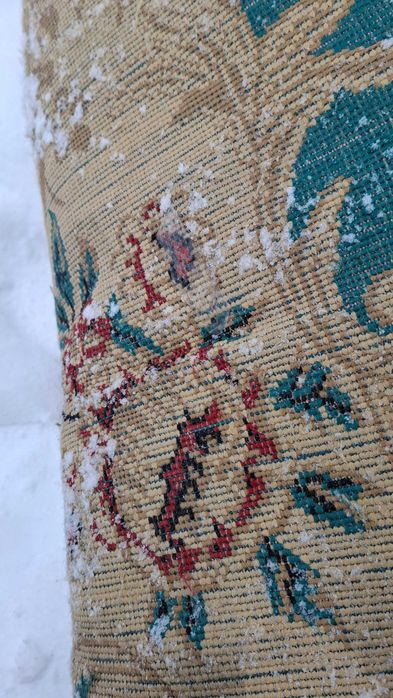 Продам ковер б/у