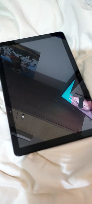 Tableta TCL.  Tab 10