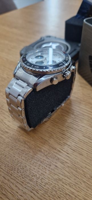 Часовник FREDRIC Sport Dual Time