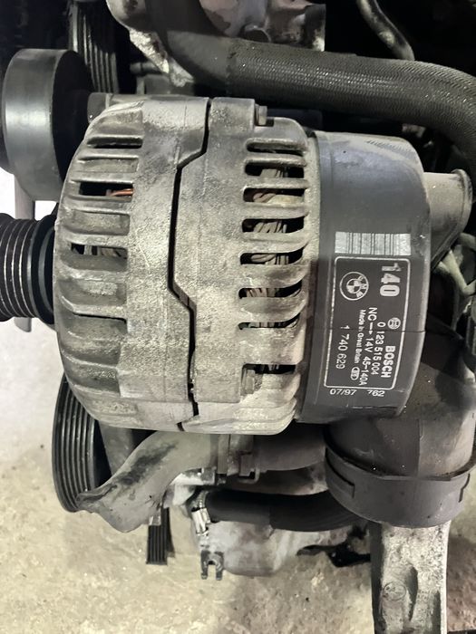 Генератор  140 ампер bmw е46 е39 х5 х3 е38