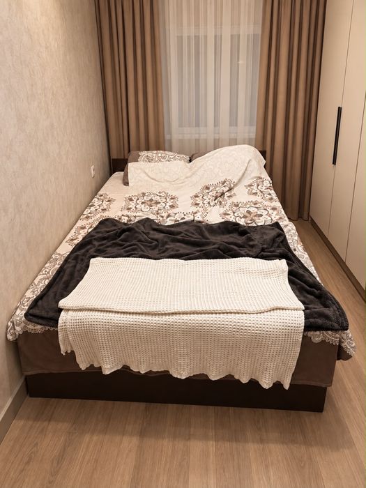 Продам кровать и шкаф