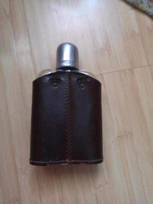 sticla de buzunar alcool, cu toc