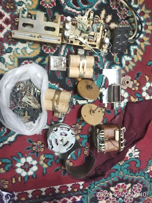 Продаются магнитофонные детали посмотреть все фото