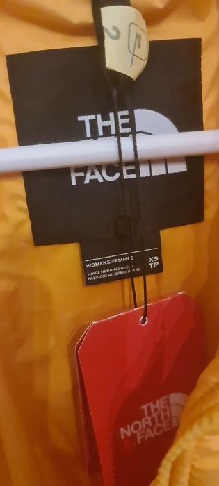 Geaca dama The North Face Noua  /pret fix