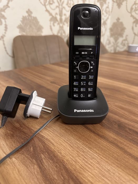 Продается телефон Panasonic стационарный