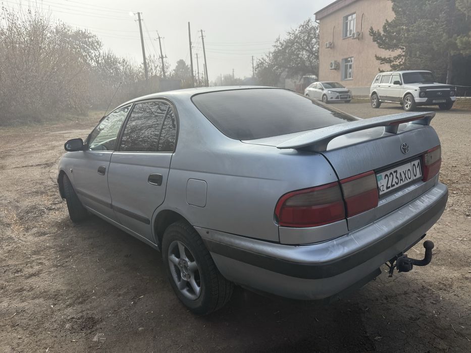 Продам автомобиль Тайета Карина Е