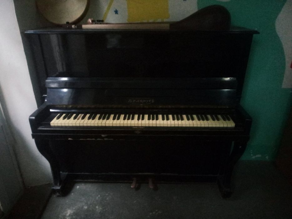 Pianino sotiladi juda arzon narxda