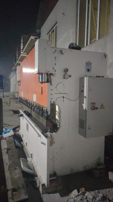 Listogip 3200 mm 125 tonn