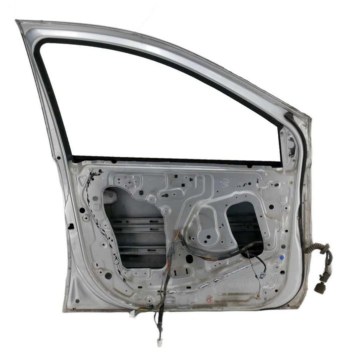 Предна лява врата Nissan Almera Tino (V10)  ID: 157884