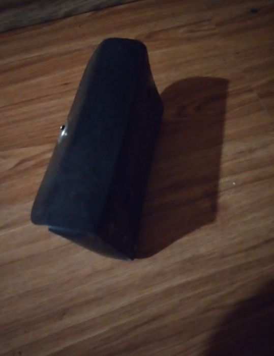 Gentuță scule vintage piele