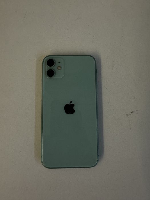 Продам iPhone 11