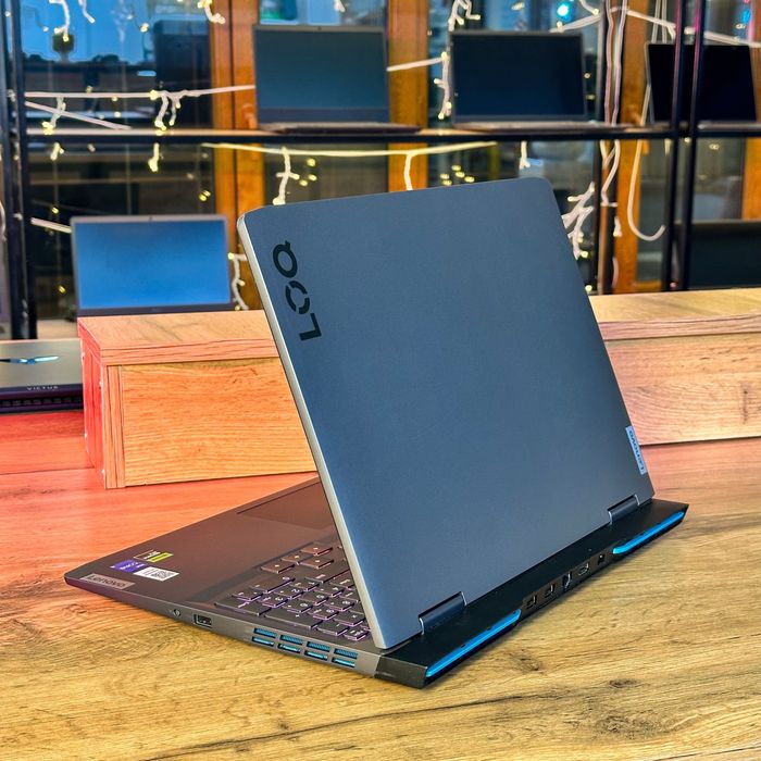 Ноутбук Lenovo LOQ 16