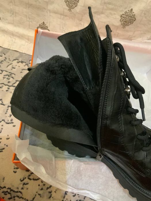 Oyoq kiyim etik yangi