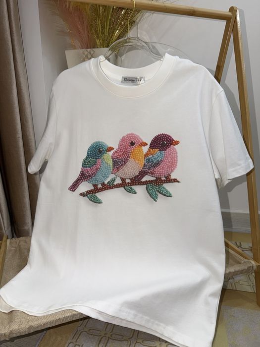 Женские футболки