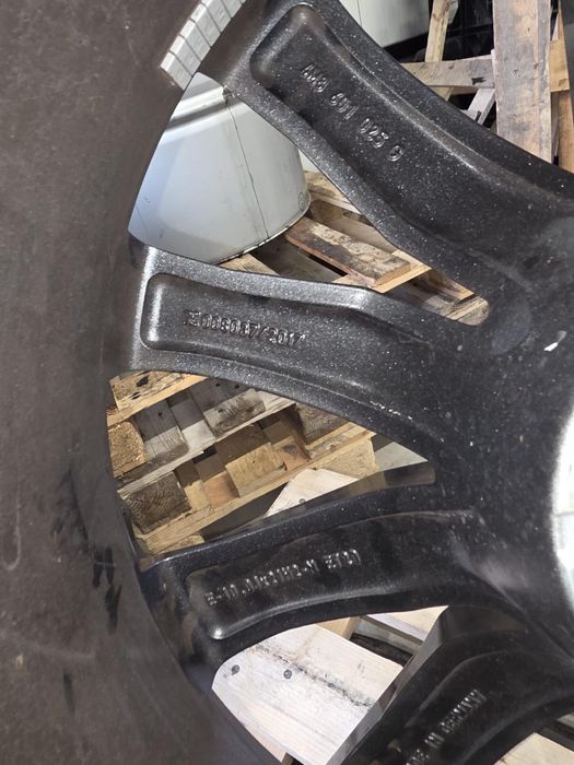 Set Roti complete R 21 AUDI Q8 / Q7