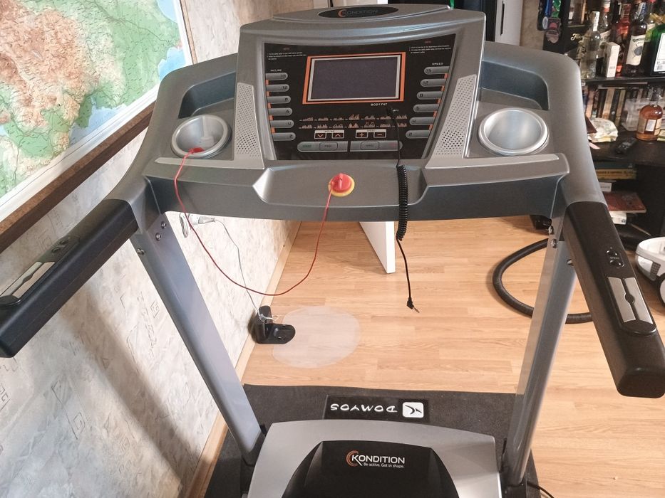 Продавам бягаща пътека Kondition HT-7700 FIT