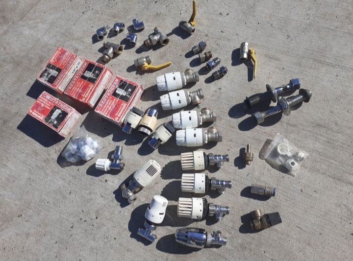 Rubineți pentru calorifere și duze de duș.