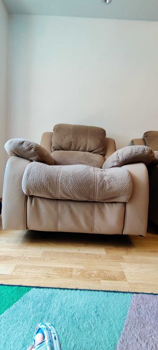 Fotoliu PASADENA Recliner cu Balansare, CREM [MOBEXPERT]