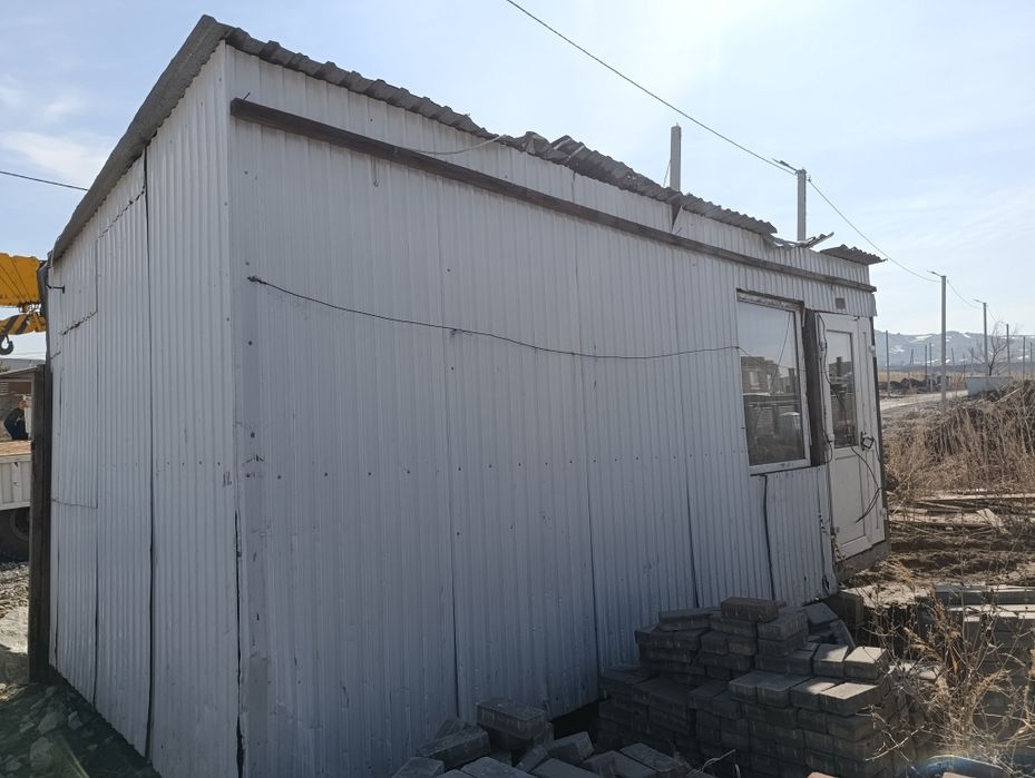 Продам киоск утепленный. Размер 5*6 м