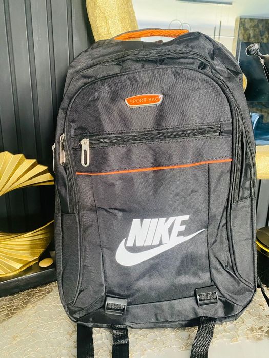 Ghiozdane de școală nike