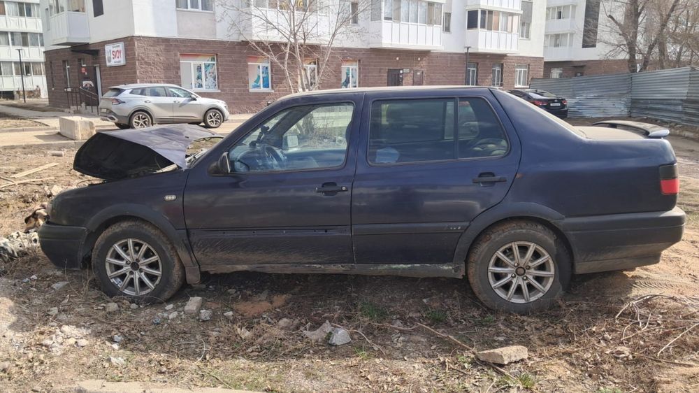 Продам машину срочно