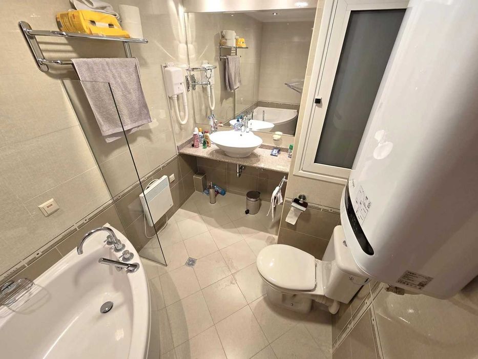 Продава се Двустаен апартамент в София, Гео Милев - 70 кв.м за 972 €/кв.м - Снимка #12