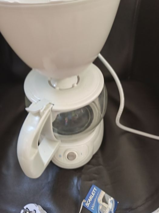 Cafetiera noua ,nu a fost folosita