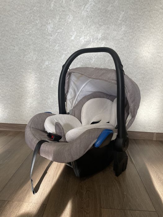Продам коляску 3в1 Adamex