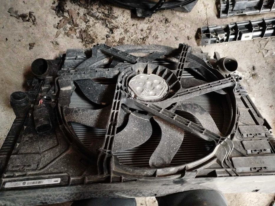 Пачка радиатори за бмв G20 G21 G22