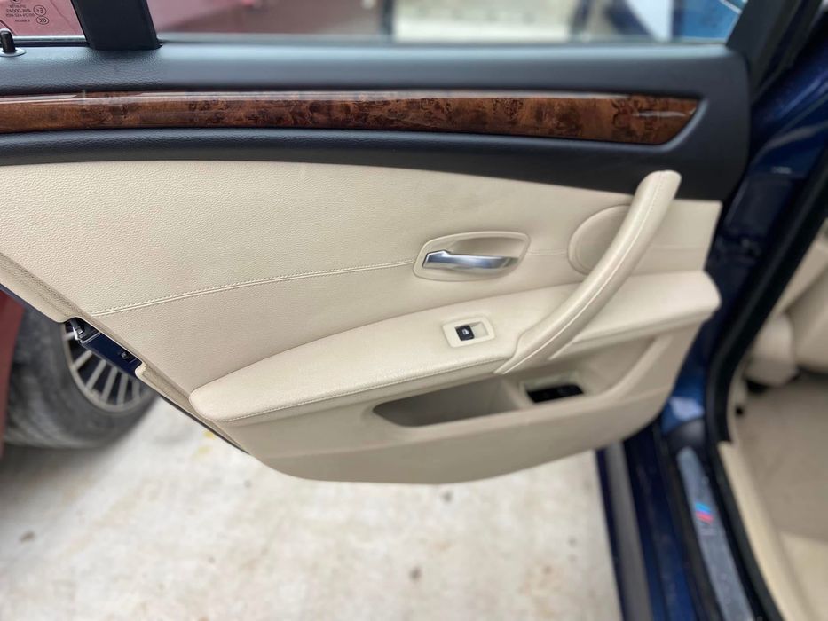 Dezmembrez BMW 520d LCI an 2009 M motor 2.0d 177cp Automat jante 135 M