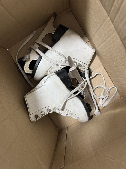 Коньки новые