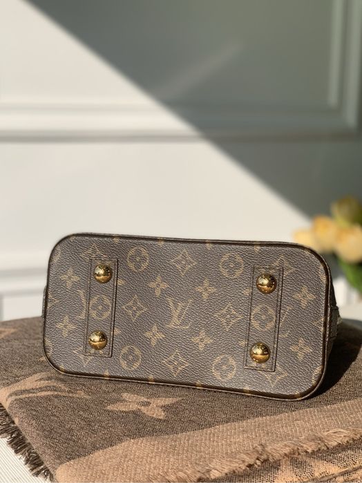 Louis Vuitton Alma