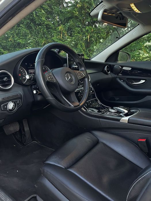 Mercedes-Benz C Mercedes C200d 7G Automat| 125544 km| LED ILS| Trapă| memorie scaune