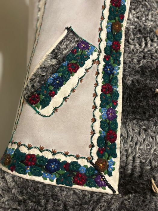 Cojoc tradițional popular autentic