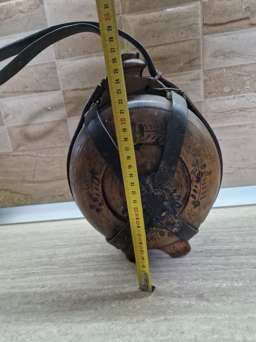 Plosca saseasca veche din lemn